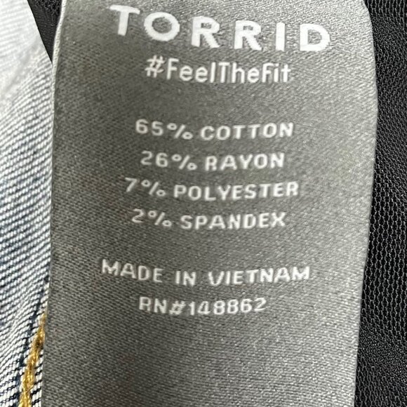 Torrid Bombshell Premium Stretch High-Rise Skinny Jean womens size 18 short NWT - Picture 6 of 6